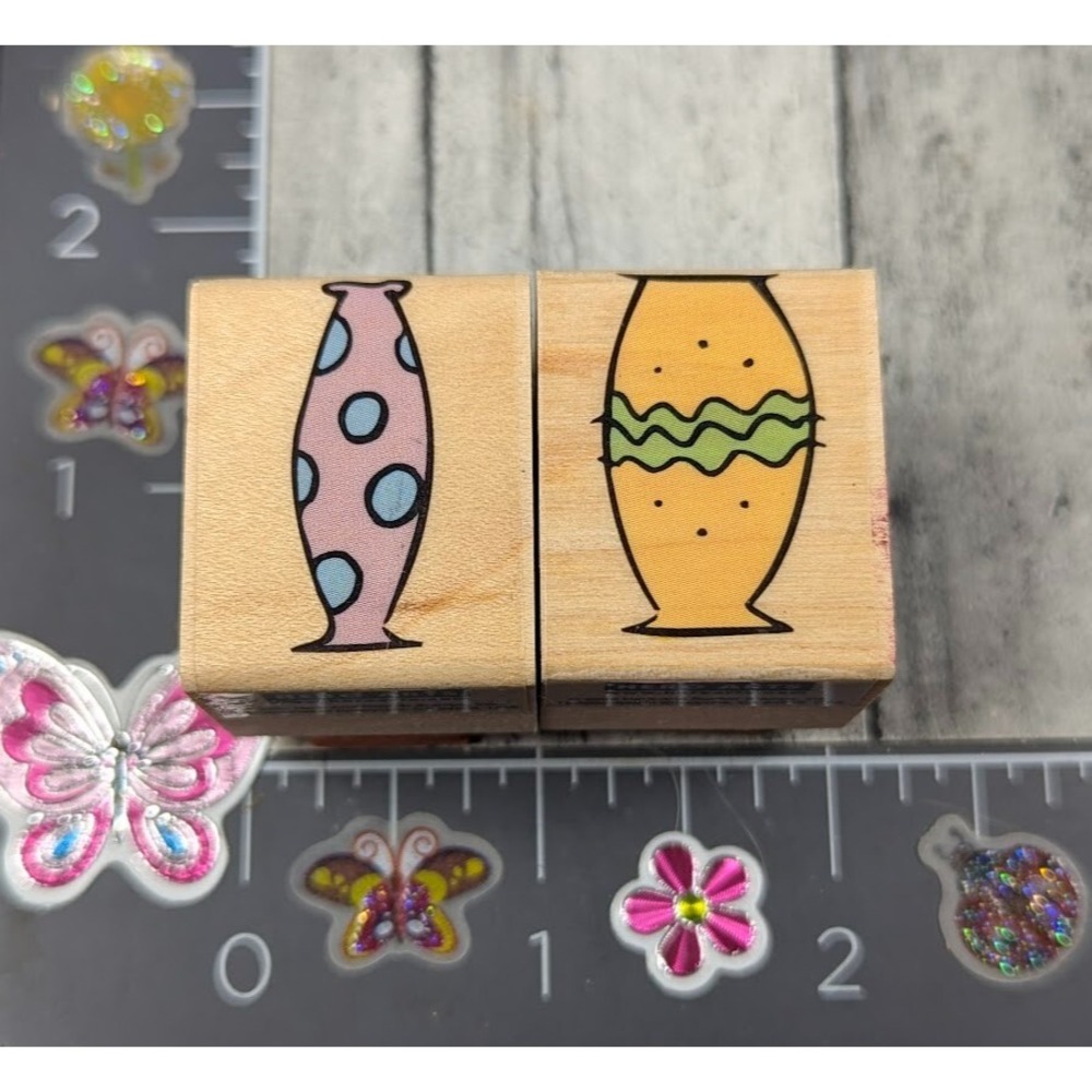 Hero Arts Flower Vases Lot of 2 Rubber Stamp Wood #M74